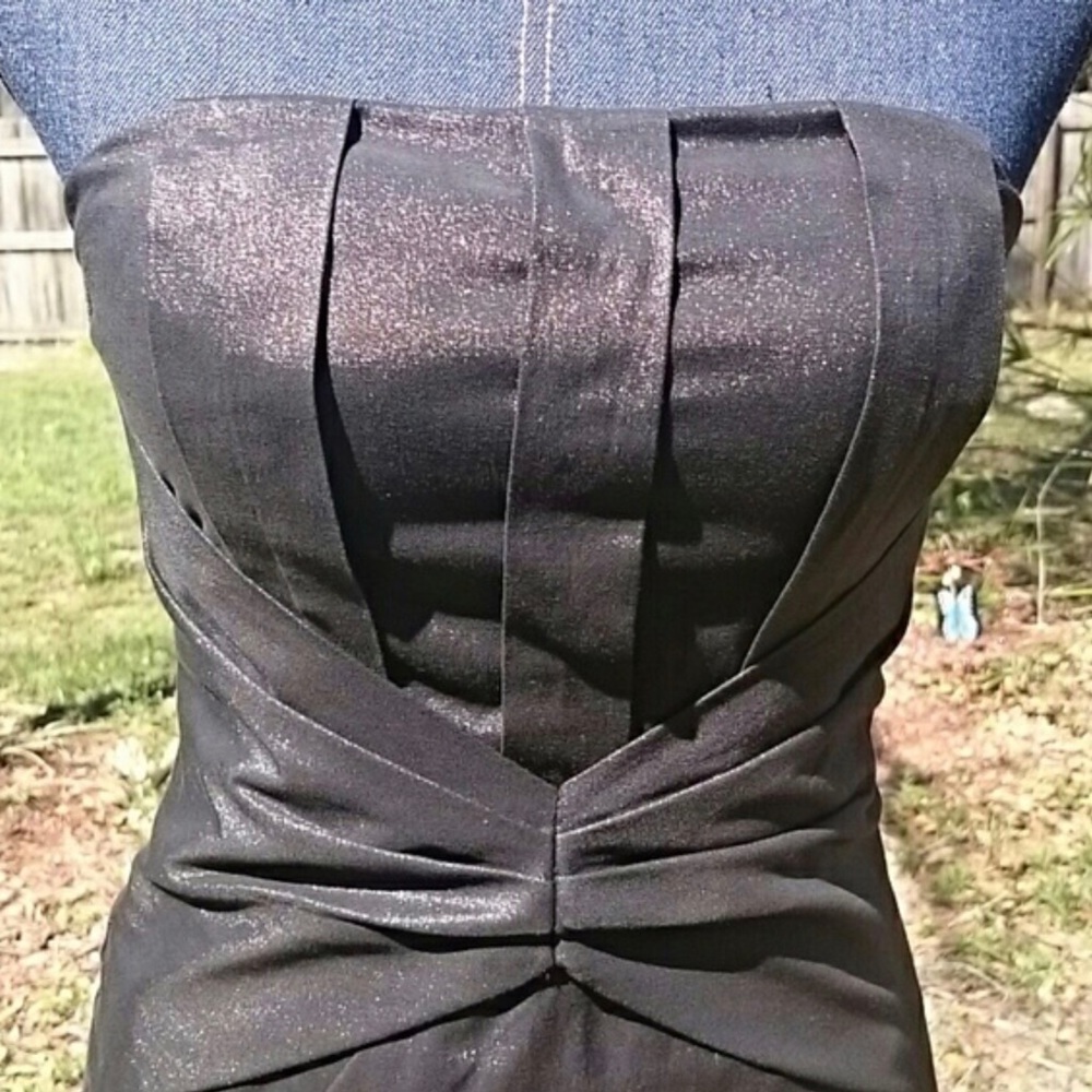 LITTLE BLACK DRESS - Strapless